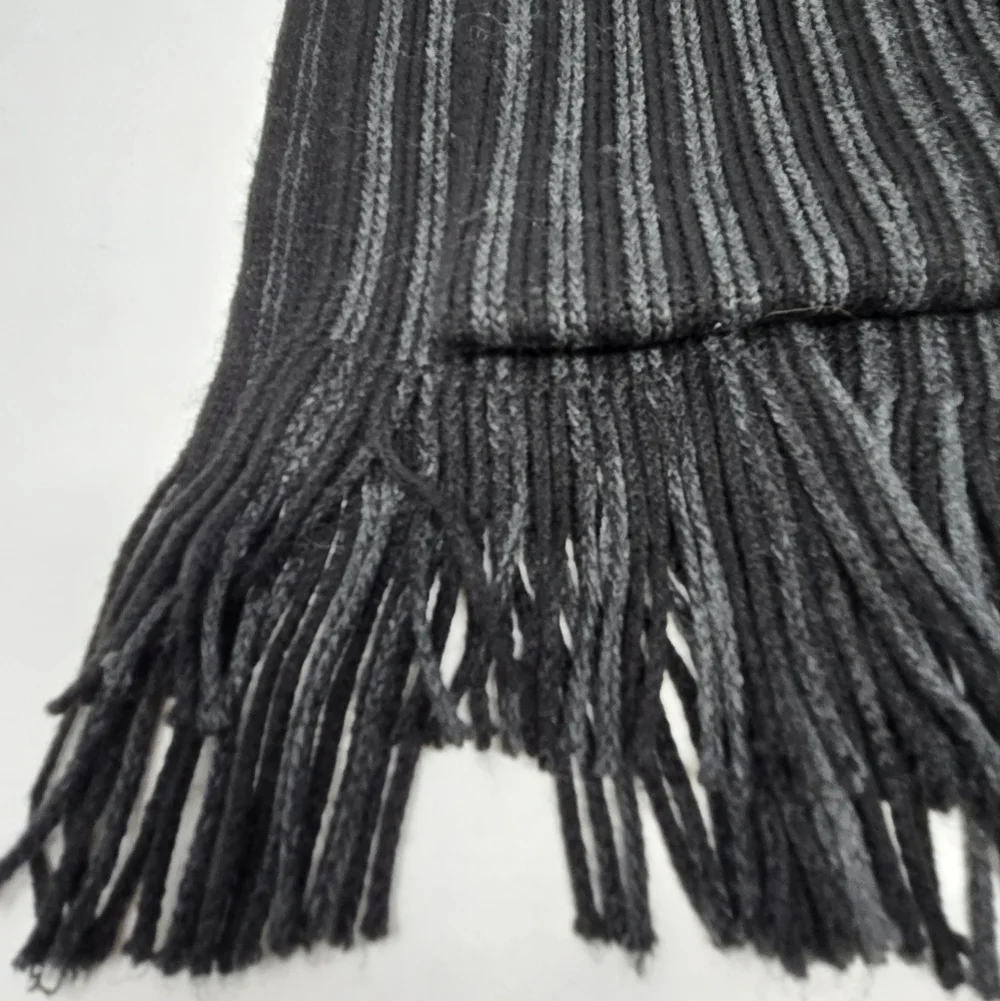 MICHAEL KORS LONG BLACK & GREY STRIPE SCARF FRINGE ENDS UNISEX OS WINTER COSY